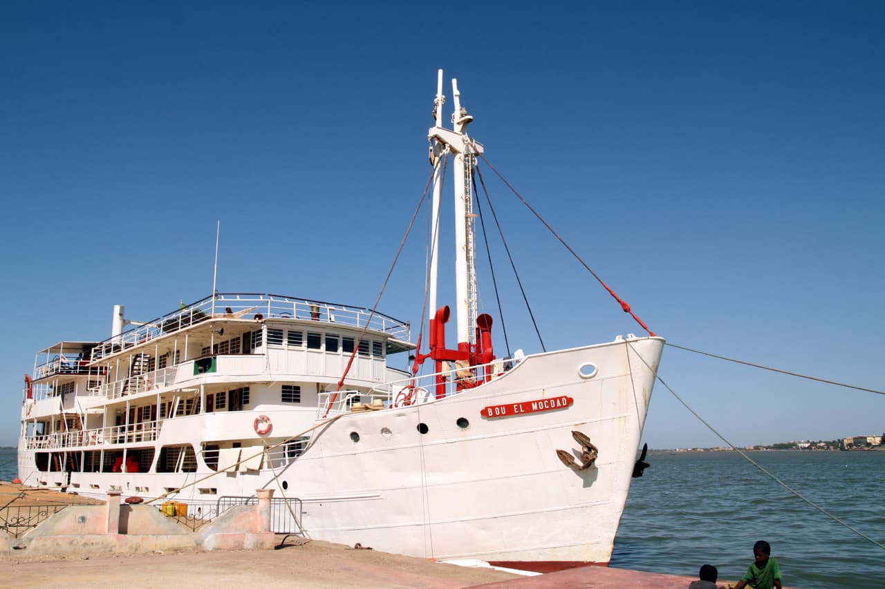 Le Bou El Mogdad, bateau de croisière sur le fleuve Sénégal